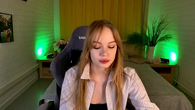 AmyNox online show from 11, 2, 2026