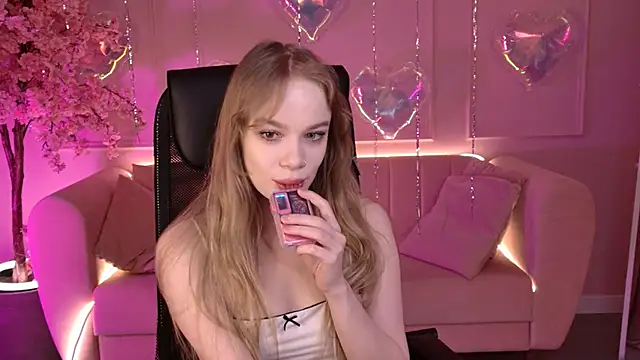 AmyNox online show from 15, 2, 2026