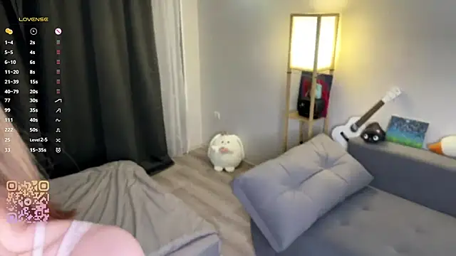 Mirrrra1 online show from 4, 4, 2026