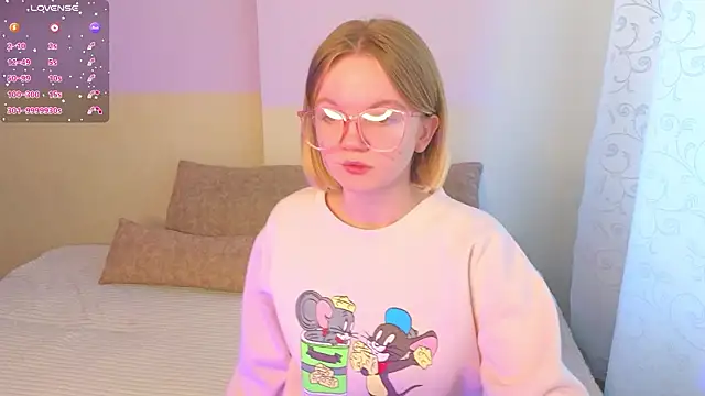 StellaBunny online show from 3, 3, 2026