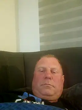Snapshot of Demik71 chatting on 5, 3, 2026 Demik71 online show from 5, 3, 2026