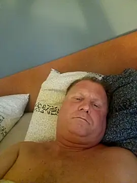 Snapshot of Demik71 chatting on 11, 2, 2026 Demik71 online show from 11, 2, 2026