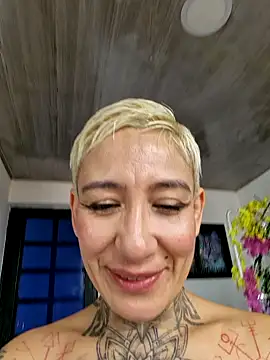 Everlyn sexx online show from 29, 5, 2026