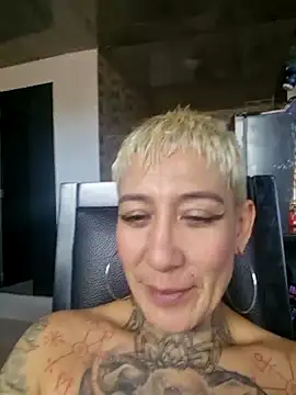 Everlyn sexx online show from 1, 6, 2026