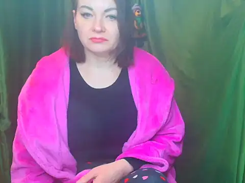 Milana9732 online show from 12, 4, 2026