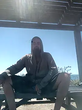 exhibitionistmale online show from 5, 5, 2026