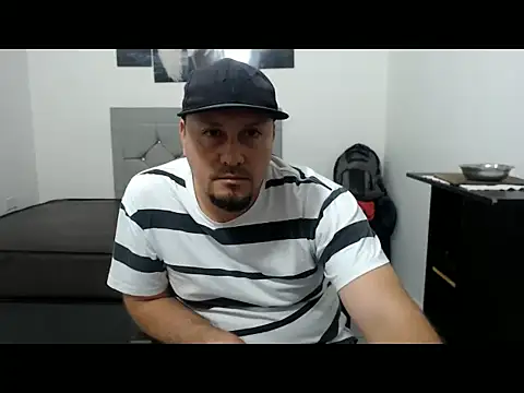thomax10 online show from 11, 2, 2026