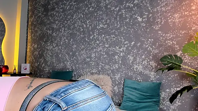 emma  summers online show from 6, 4, 2026