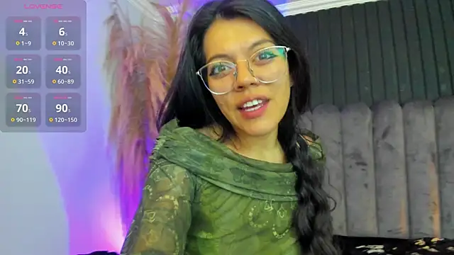 Lanadelrey 1 online show from 19, 6, 2026