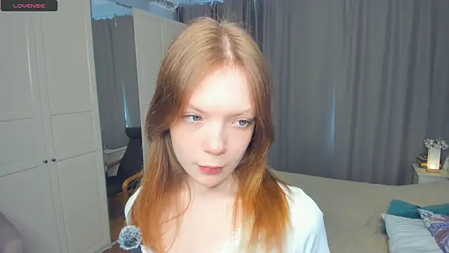 LavenderMitten online show from 11, 6, 2026