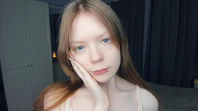 LavenderMitten online show from 5, 4, 2026