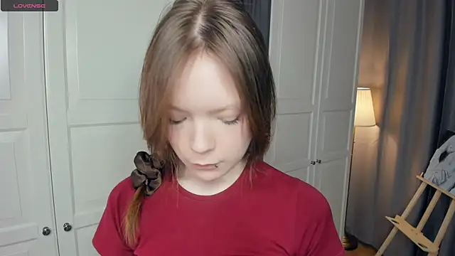 LavenderMitten online show from 24, 4, 2026