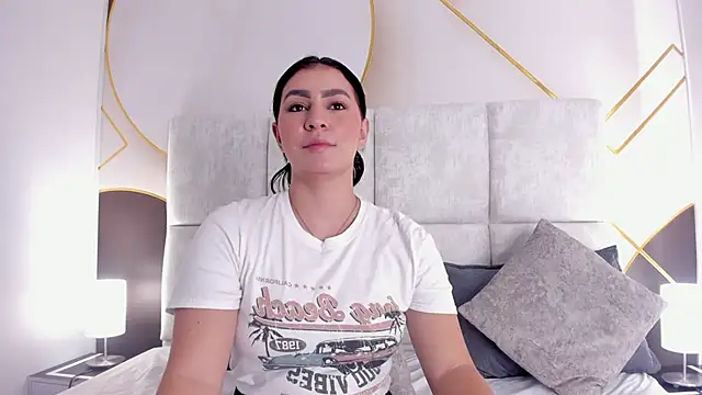 caroo giraldo   online show from 9, 3, 2026