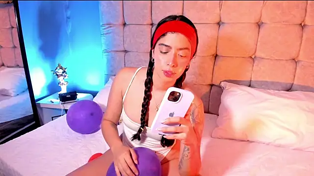 Blue Aura  online show from 28, 4, 2026