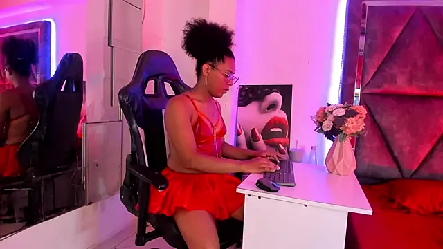 CataleyaMoon  online show from 11, 4, 2026