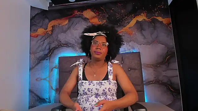 CataleyaMoon  online show from 10, 2, 2026