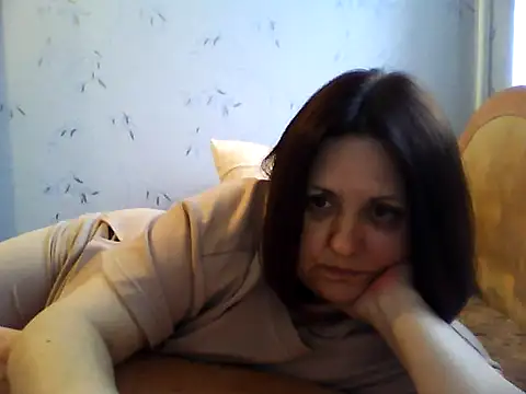 LockyCharm111 online show from 13, 5, 2026