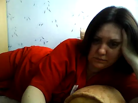 LockyCharm111 online show from 13, 4, 2026