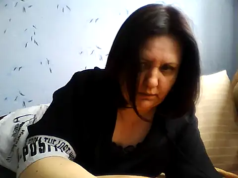 LockyCharm111 online show from 12, 4, 2026