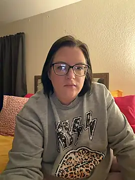 FreaksOffALeash3261 online show from 27, 5, 2026