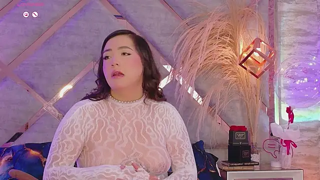 Hannah-Prada online show from 10, 6, 2026