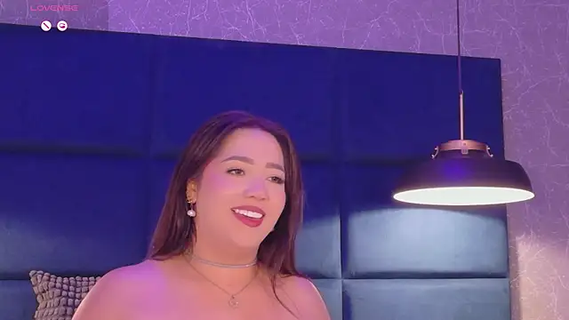 Hannah-Prada online show from 11, 5, 2026