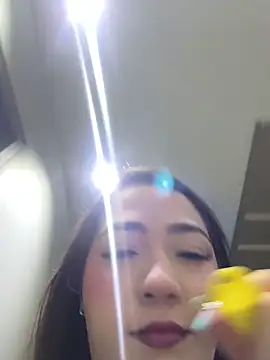 Hannah-Prada online show from 17, 6, 2026