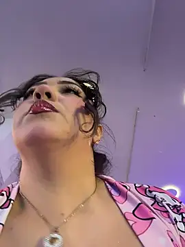Hannah-Prada online show from 12, 6, 2026