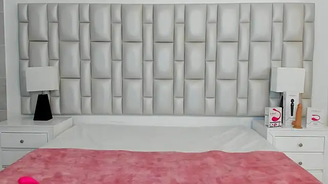 paola katy dicks online show from 13, 3, 2025