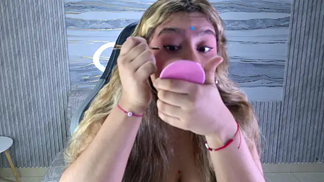 Sophie19   online show from 5, 5, 2026