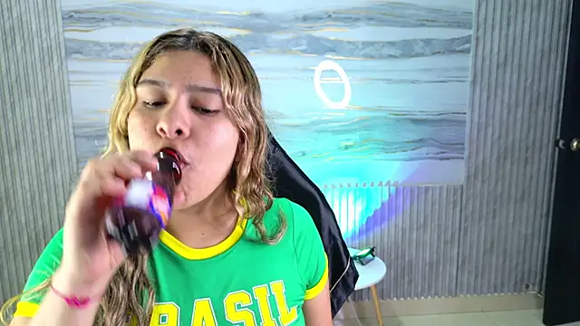 Sophie19   online show from 23, 5, 2026