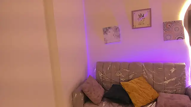 Snapshot of Afrodita_rouss chatting on 14, 2, 2026 Afrodita rouss online show from 14, 2, 2026