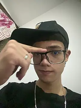 Santi Princex online show from 28, 2, 2026