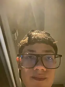 Santi Princex online show from 5, 4, 2026