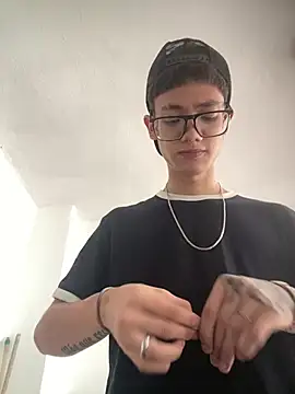 Santi Princex online show from 10, 2, 2026