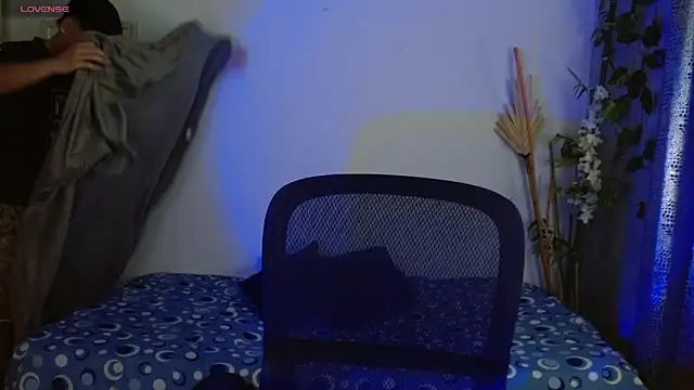 eithan jonnes online show from 19, 3, 2026