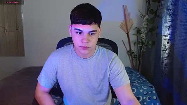 eithan jonnes online show from 27, 3, 2026