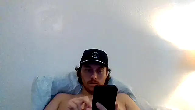 Snapshot of Tallhungandcloudy chatting on 23, 2, 2026 Tallhungandcloudy online show from 23, 2, 2026