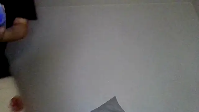 Tallhungandcloudy online show from 26, 3, 2026