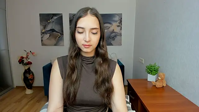 Effy Royse online show from 1, 4, 2026