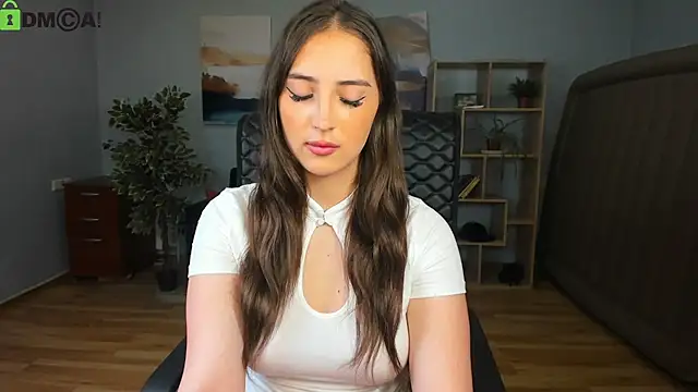 Snapshot of Effy_Royse chatting on 25, 6, 2026 Effy Royse online show from 25, 6, 2026