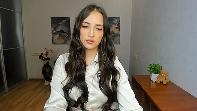 Snapshot of Effy_Royse chatting on 10, 7, 2026 Effy Royse online show from 10, 7, 2026