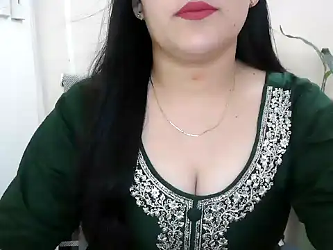 Snapshot of _chitranshi chatting on 17, 7, 2026 chitranshi online show from 17, 7, 2026