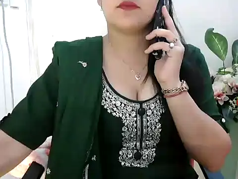 Snapshot of _chitranshi chatting on 23, 6, 2026 chitranshi online show from 23, 6, 2026