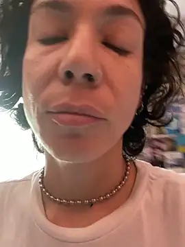 JeanneDuval8888 online show from 3, 5, 2026