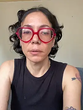 JeanneDuval8888 online show from 5, 5, 2026