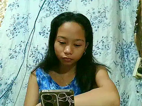 Asianpinay Skinny1818 online show from 28, 3, 2026