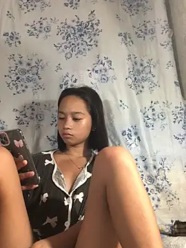 Asianpinay Skinny1818 online show from 29, 5, 2026