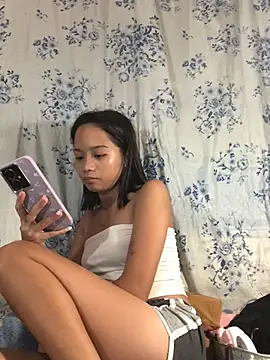 Snapshot of Asianpinay_Skinny1818 chatting on 13, 7, 2026 Asianpinay Skinny1818 online show from 13, 7, 2026