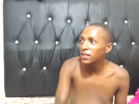 Snapshot of NtandoXx chatting on 15, 2, 2026 NtandoXx online show from 15, 2, 2026